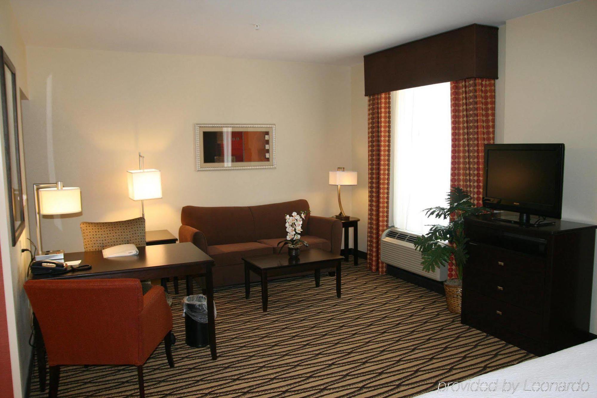 Hampton Inn & Suites Морган-Сити Номер фото